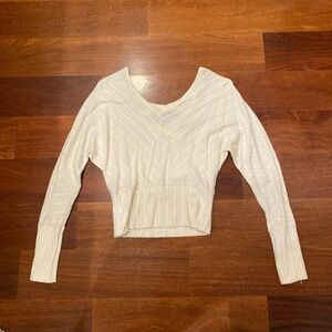 Fame and Partners Cream V-Neck Sweater